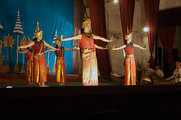 Dance | Asian Traditional Theatre & Dance